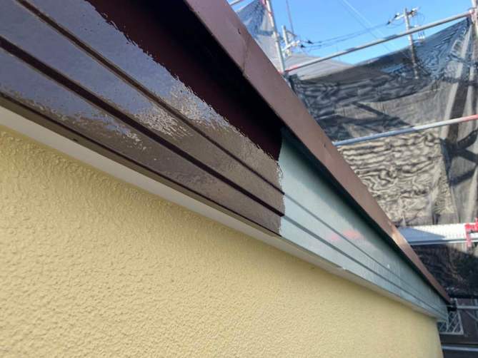外壁上塗り後（ニッペ　パーフェクトトップ　ラジカル制御形）と破風板塗装