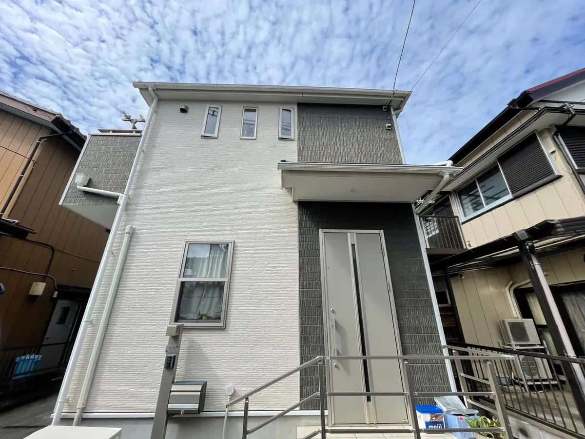 大和市草柳の外壁塗装 施工前の外観